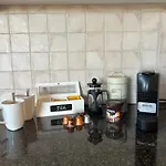 Nissi Elena - Sunshine 2 Bedroom Apt